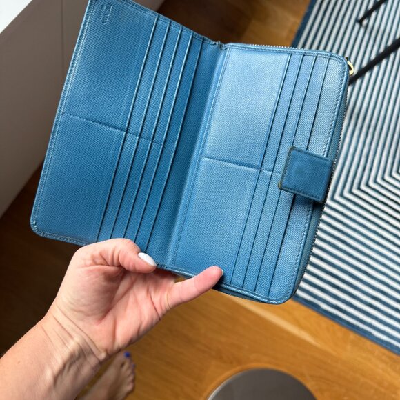 Prada Saffiano wallet - Picture 7 of 8